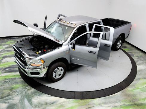 Used 2021 RAM 3500 Tradesman AWD/4WD image 32