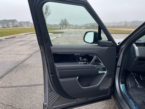 New 2026 Land Rover Range Rover Autobiography image 10