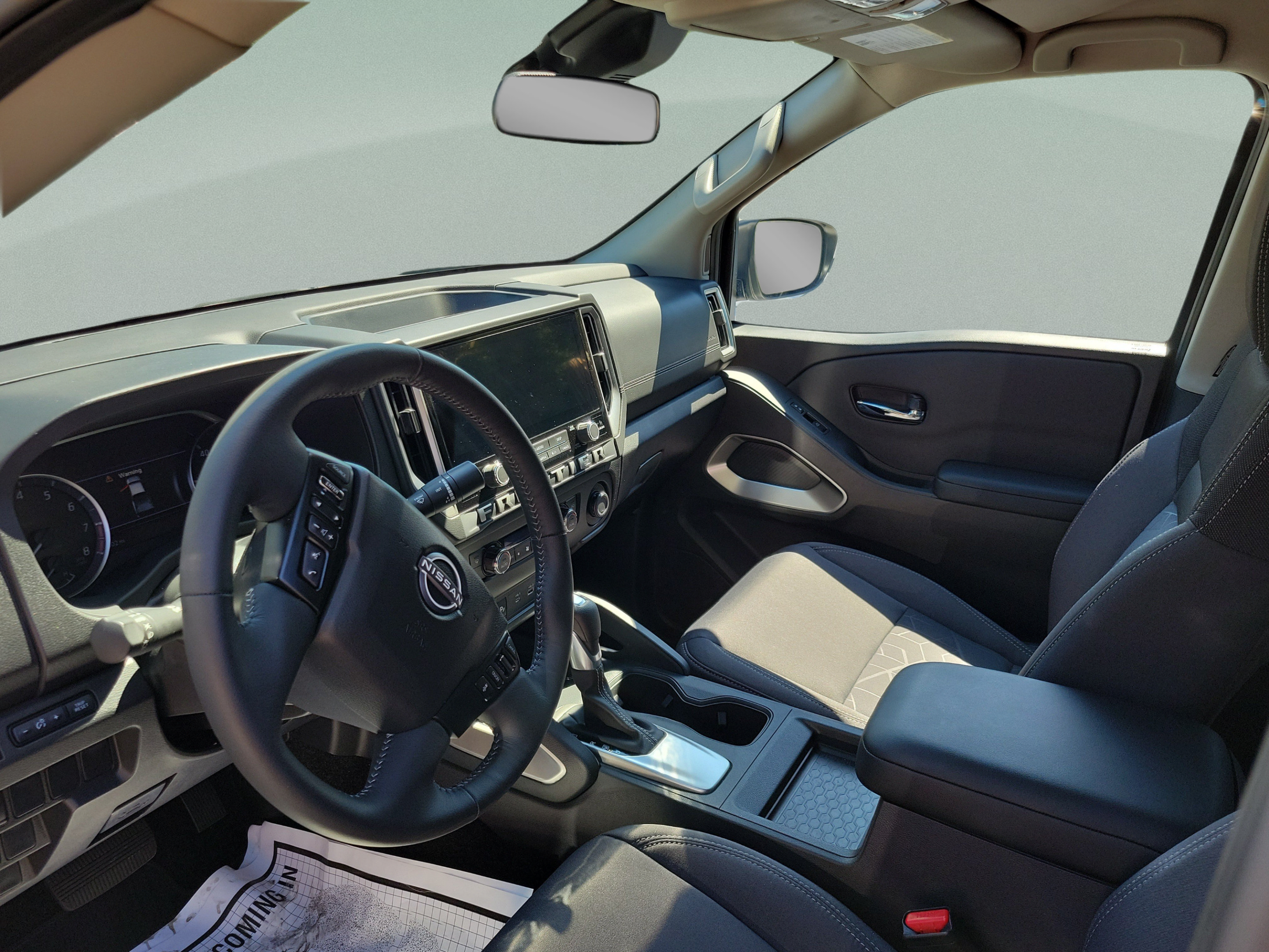 Used 2026 Nissan Frontier SV w/ All-Weather Content Package RWD image 10