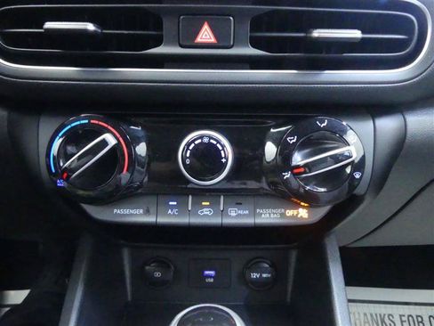 Used 2022 Hyundai Kona SEL FWD image 14