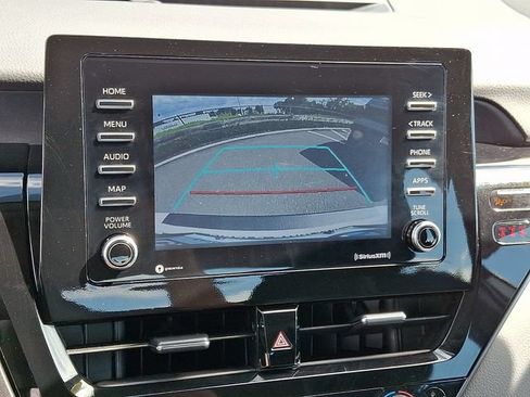 Used 2024 Toyota Camry SE FWD image 17