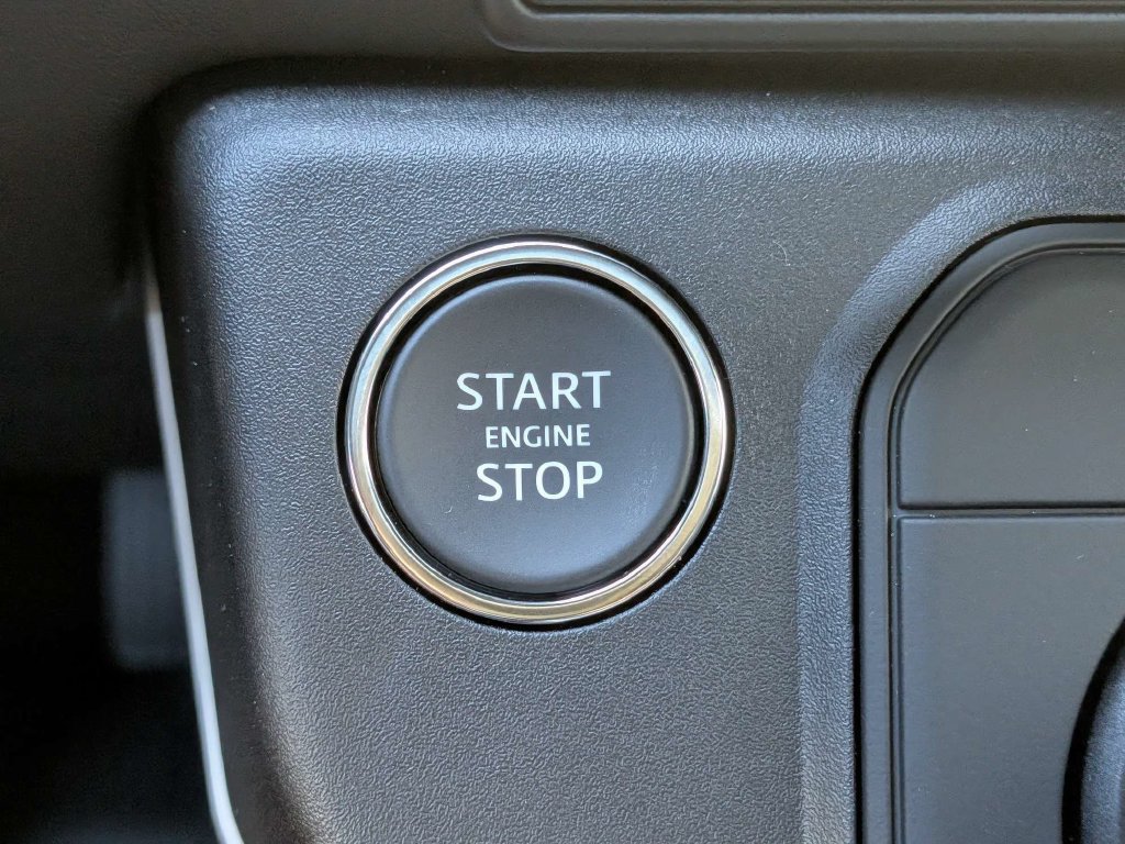 New 2026 Land Rover Defender 110 X-Dynamic SE AWD/4WD image 29