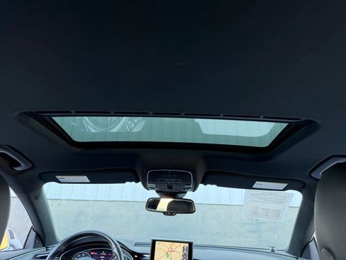 Used 2017 Audi RS 7 Prestige w/ Comfort Seating Package image 15