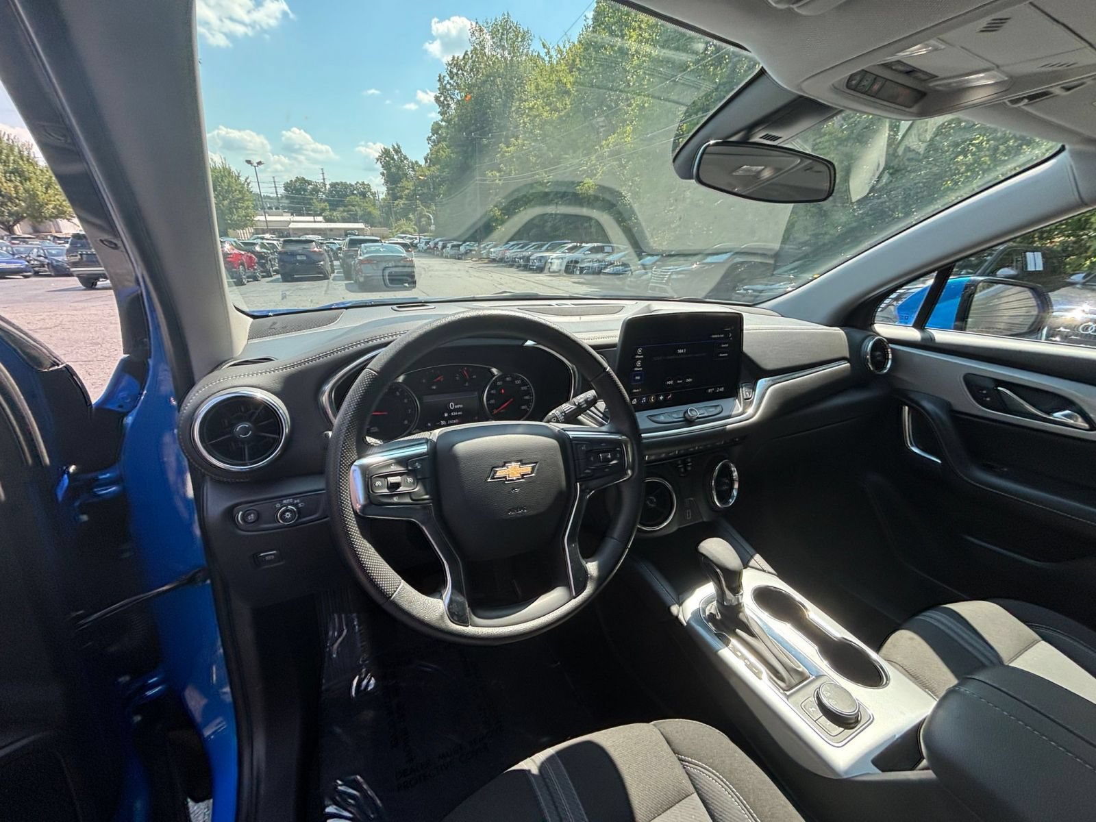 Used 2026 Chevrolet Blazer LT AWD/4WD image 28