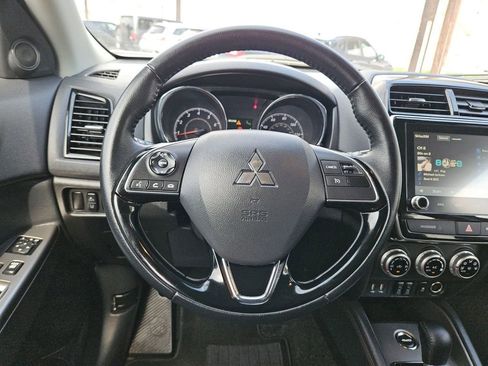 Used 2025 Mitsubishi Outlander Sport SE AWD/4WD image 23