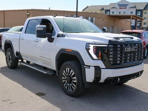 Used 2025 GMC Sierra 2500 Denali Ultimate image 1