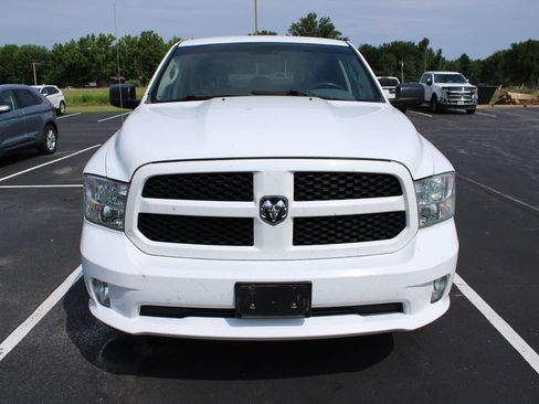 Used 2017 RAM 1500 Express AWD/4WD image 2