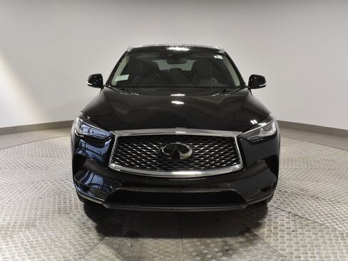 Certified 2025 INFINITI QX50 Luxe image 9