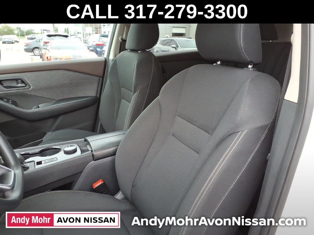 Used 2023 Nissan Rogue S AWD/4WD image 16