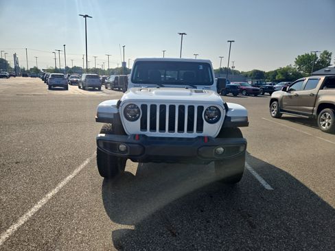 Used 2020 Jeep Gladiator Rubicon AWD/4WD image 2