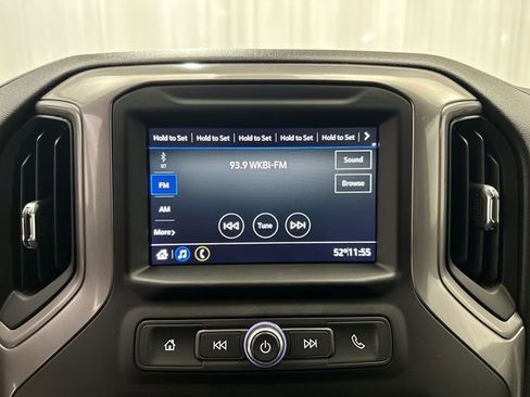 Used 2023 Chevrolet Silverado 2500 Custom w/ Custom Convenience Package image 16