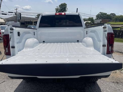 Used 2026 RAM 2500 Laramie AWD/4WD image 7