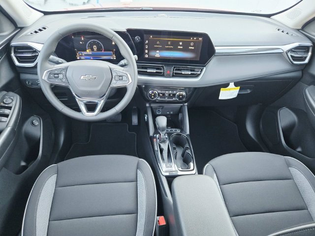 New 2026 Chevrolet TrailBlazer LT w/ Convenience Package FWD image 9