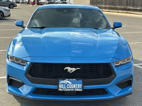 Used 2024 Ford Mustang Coupe RWD image 9