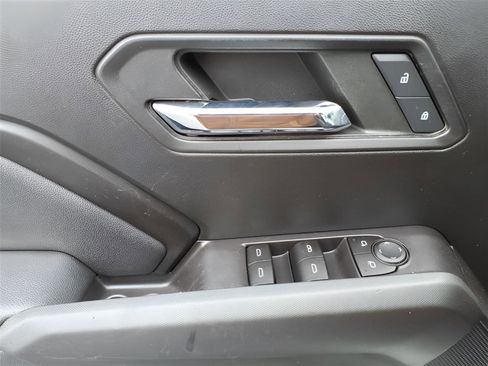 Used 2023 Chevrolet Colorado LT w/ LT Convenience Package II image 14