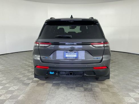 Used 2022 Jeep Grand Cherokee Trailhawk w/ Advanced Protech Group II image 24