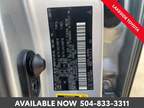 Used 2017 Toyota Highlander XLE image 38