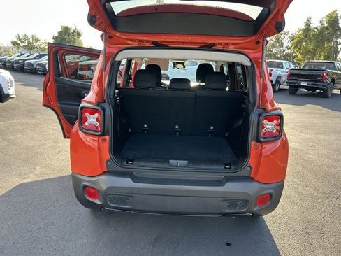 Used 2020 Jeep Renegade Altitude image 16