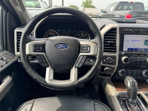 Used 2020 Ford F150 Lariat w/ Equipment Group 502A Luxury AWD/4WD image 13