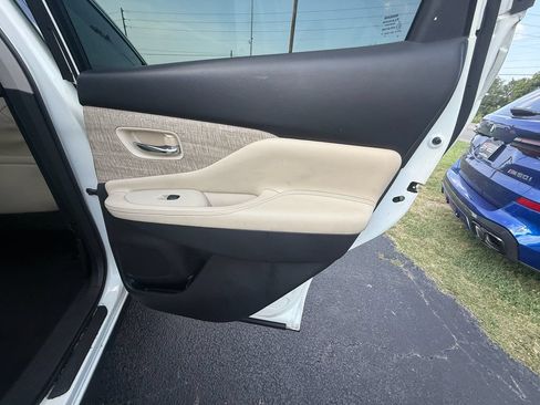 Used 2021 Nissan Murano SV w/ SV Special Edition Package FWD image 20