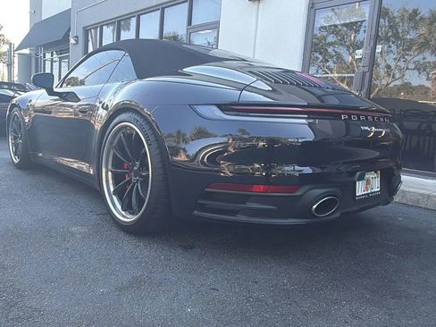 Used 2020 Porsche 911 Carrera 4S image 3