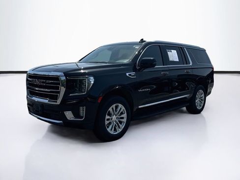 Used 2023 GMC Yukon XL SLT w/ SLT Luxury Package AWD/4WD image 3