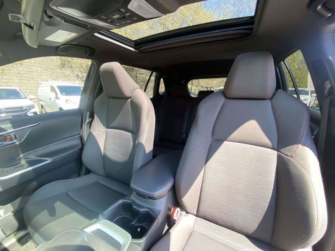 Used 2024 Toyota RAV4 SE w/ Weather & Moonroof Package AWD/4WD image 15