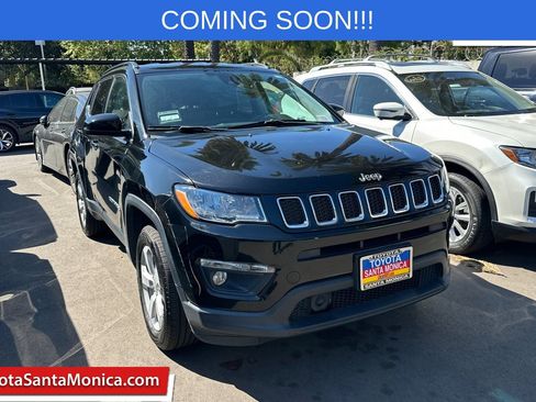Used 2020 Jeep Compass Latitude w/ Cold Weather Group AWD/4WD image 1