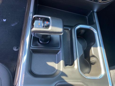 Used 2022 Chevrolet Silverado 1500 RST w/ Max Trailering Package AWD/4WD image 12