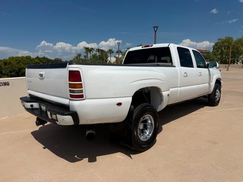 Used 2005 Chevrolet Silverado 3500 LT w/ Heavy-Duty Power Package AWD/4WD image 18