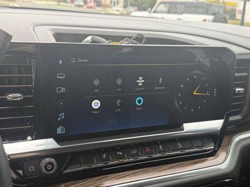 Used 2025 Chevrolet Silverado 2500 LT w/ Z71 Chrome Sport Edition image 24