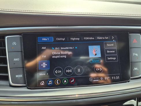 Used 2023 Buick Enclave Avenir w/ Avenir Technology Package AWD/4WD image 21