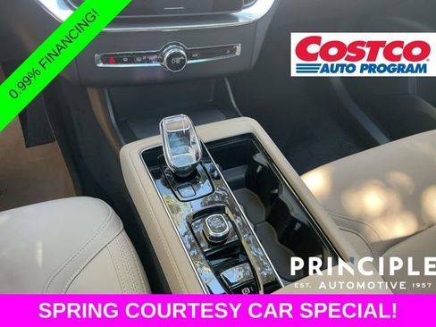 New 2026 Volvo XC90 B6 Plus w/ Protection Package Premier AWD/4WD image 16