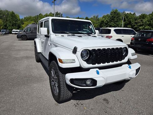 Used 2024 Jeep Wrangler High Altitude AWD/4WD image 1