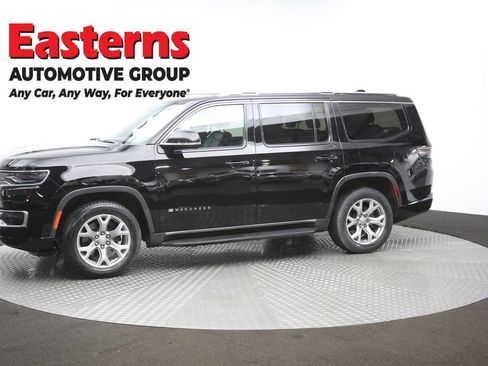 Used 2022 Jeep Wagoneer Series II AWD/4WD image 58