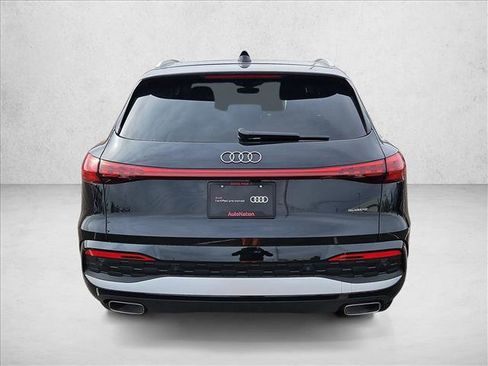 Certified 2025 Audi Q5 Premium w/ Convenience Package AWD/4WD image 7