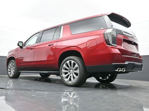 New 2026 Chevrolet Suburban Premier image 53