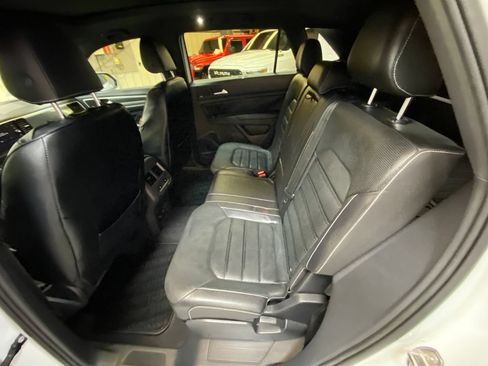 Used 2020 Volkswagen Atlas Cross Sport SEL Premium AWD/4WD image 26