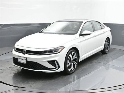 New 2025 Volkswagen Jetta SEL image 34