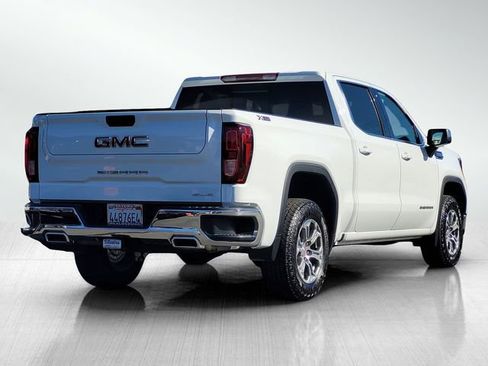 Used 2024 GMC Sierra 1500 SLE w/ Preferred Package image 5