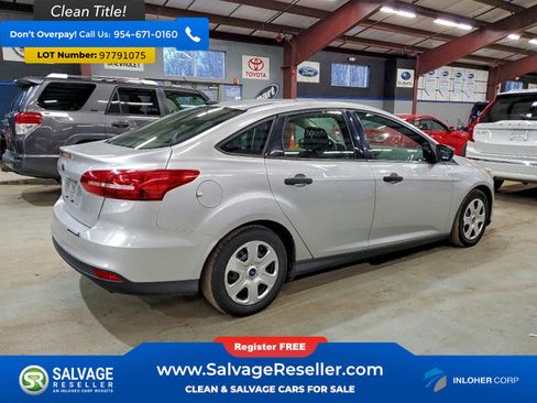 Used 2016 Ford Focus S image 4