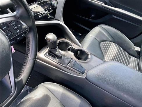 Used 2024 Toyota Camry SE FWD image 15