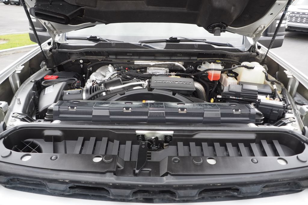 Used 2021 Chevrolet Silverado 2500 Custom w/ Custom Value Package AWD/4WD image 11