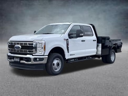 New 2026 Ford F350 XL w/ XL Chrome Package image 23