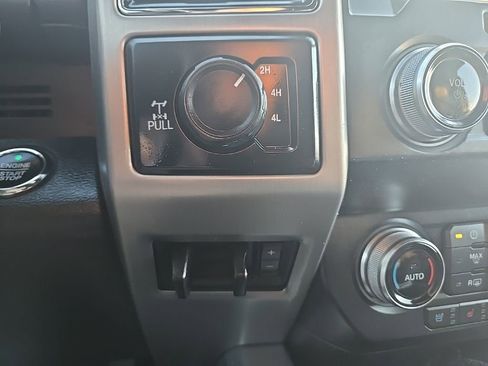 Used 2019 Ford F350 Platinum w/ Platinum Ultimate Package image 19