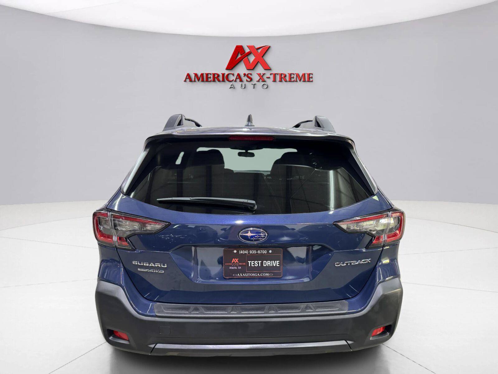Used 2025 Subaru Outback Premium AWD/4WD image 7