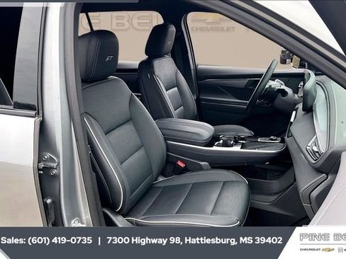 Certified 2025 Buick Enclave Sport Touring w/ LPO, All-Weather Package image 6