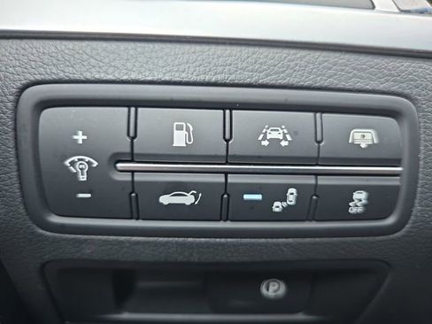 Used 2019 Genesis G80 3.3T Sport image 26