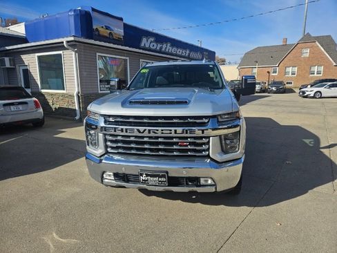 Used 2020 Chevrolet Silverado 2500 LTZ w/ LTZ Premium Package image 2
