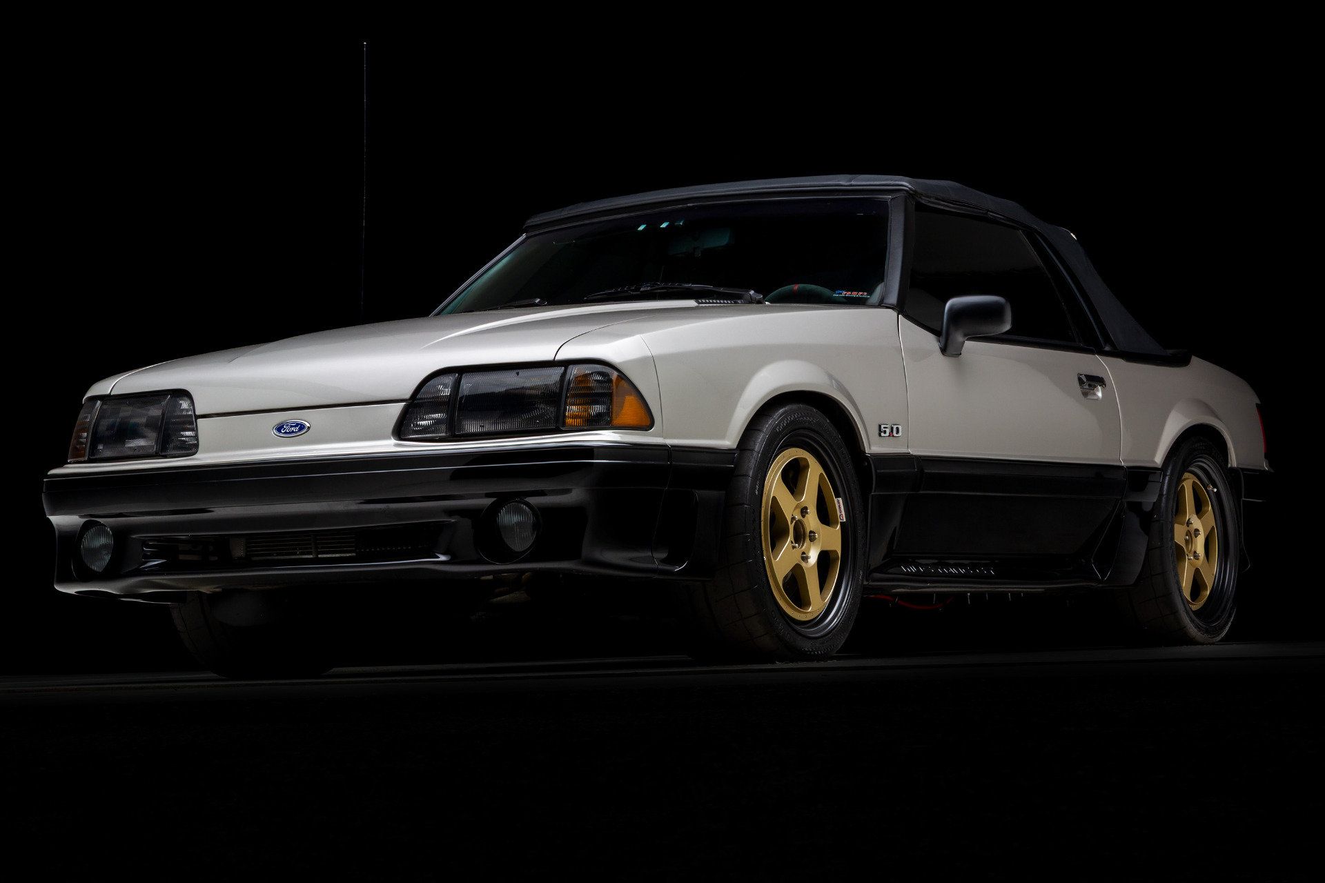 Used 1990 Ford Mustang GT RWD image 19